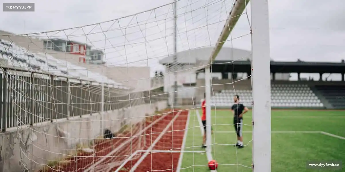 必一球拍挥动间,释放所有压力与不甘!🎱